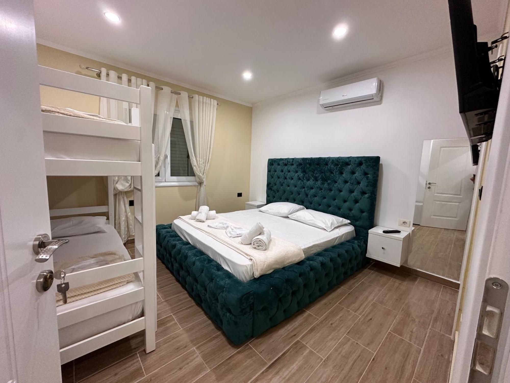 Guest house Bora Bora Permet